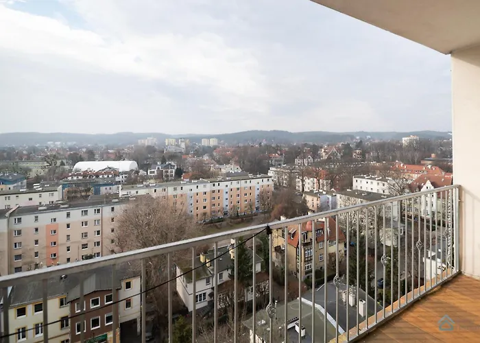 公寓 Comfortable 3city With Balcony By Renters 索波特