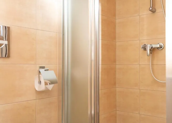 Comfortable 3city With Balcony By Renters